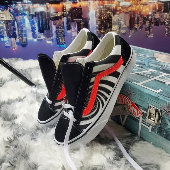 Vans Shoes - Vans style 36 fiery coral